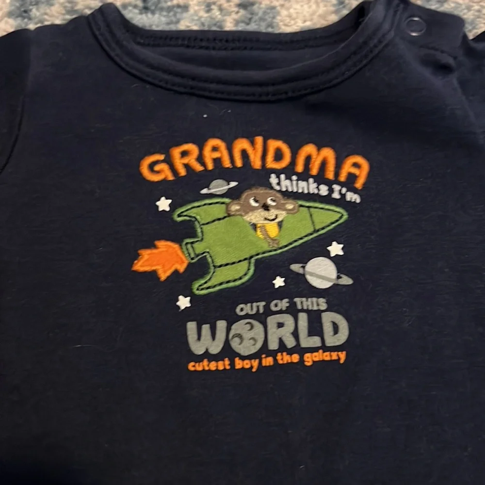 Carters NewBorn Lot (B-3) - Picture 10 of 11